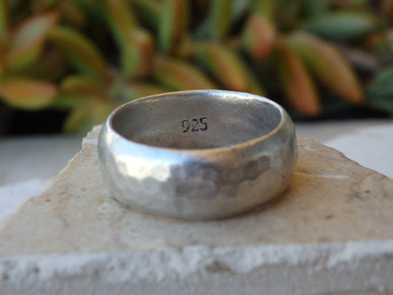 Simple Wedding Band, Mens Wedding Ring,Classic Ring, Sterling Silver Band, Gift For Boyfriend, Hammered Band Ring, Statement 925 Silver Ring