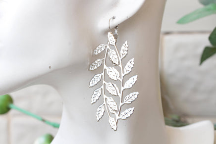 EMERALD CRYSTAL NECKLACE, Leaves, Wedding Day Jewelry, Leaf Pendant, Rebeka Necklace, Bridal Statement Necklace, Drop Champagne Pendant