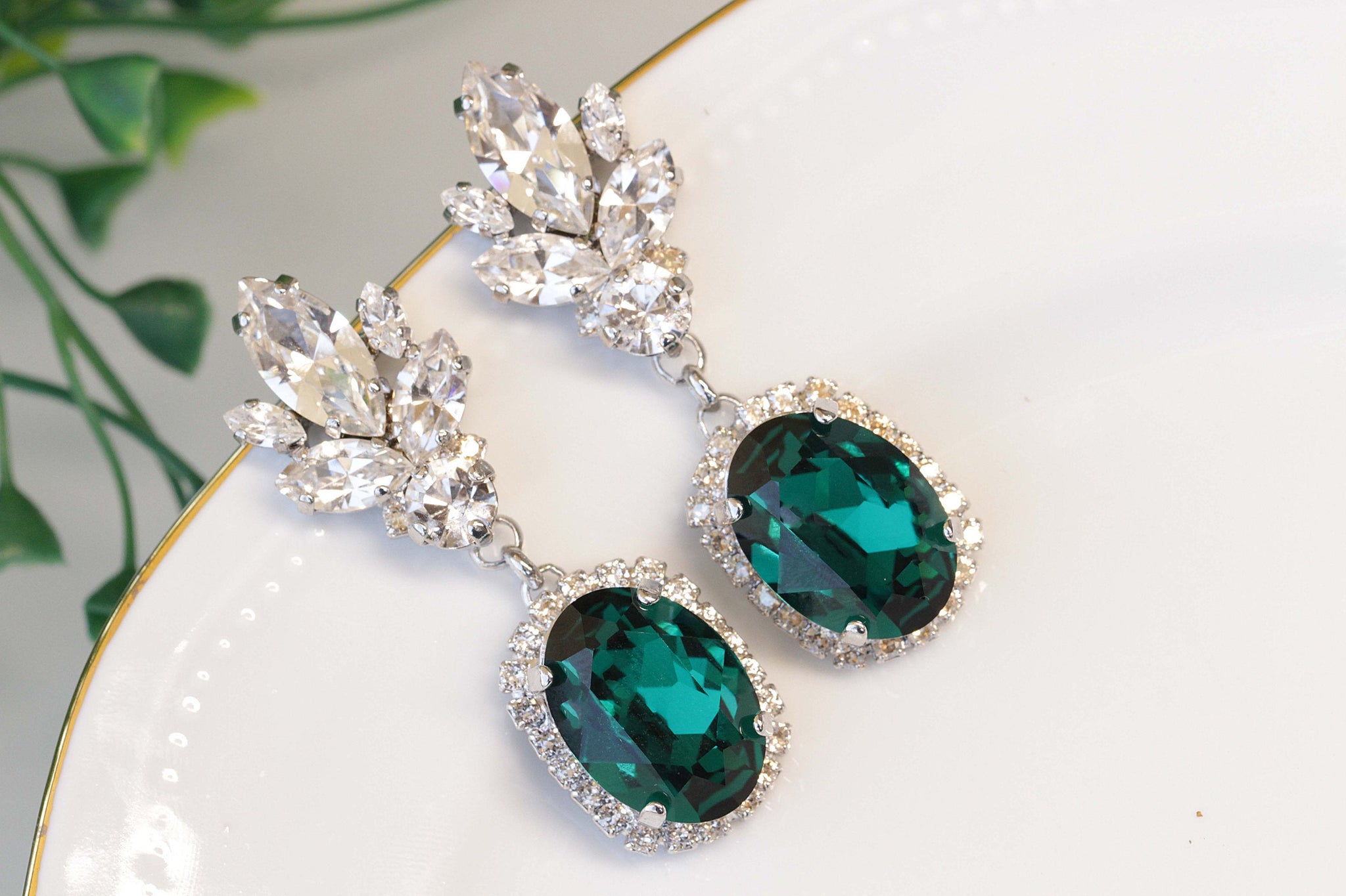 EMERALD GREEN EARRINGS| Rebekajewelry EMERALD GREEN EARRINGS| Rebekajewelry