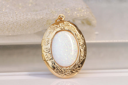 Opal Locket Necklace, Choose Your Color,Keepsake, Oval Locket,Gift For Her,  Fire Opal Necklace, Photo Locket Necklace, Locket Gold Pendant