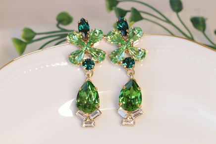 BRIDAL GREEN EARRINGS, Peridot Green Earrings, Rebeka Medium Chandeliers, Olive Green Earrings,Jewelry For Woman,Emerald Crystal Earrings