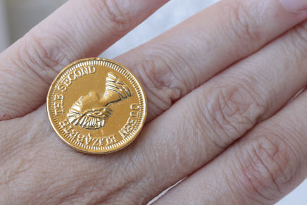 GOLD COIN RING, Ancient Coin Ring, Queen Elizabeth  Coin Jewelry,Adjustable Ring, Statement Ring,Old Coin Signet Ring for Women,British ring