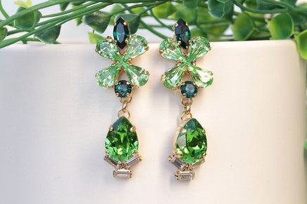 BRIDAL GREEN EARRINGS, Peridot Green Earrings, Rebeka Medium Chandeliers, Olive Green Earrings,Jewelry For Woman,Emerald Crystal Earrings