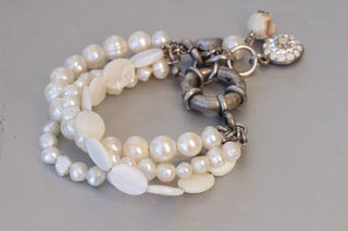 PEARL BEADED BRACELET, Pearl Bridal Jewelry,Nacre Jewelry, Wedding Pearl Woman Jewelry, Boho Pearl Silver Bracelet, Wrap Friendship Bracelet