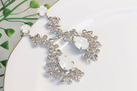 OPAL LEAF NECKLACE, Rebeka Necklace, White Bridal Necklace, Bridal Silver and White Milk Necklace, Wedding Jewelry For Brides, Unique