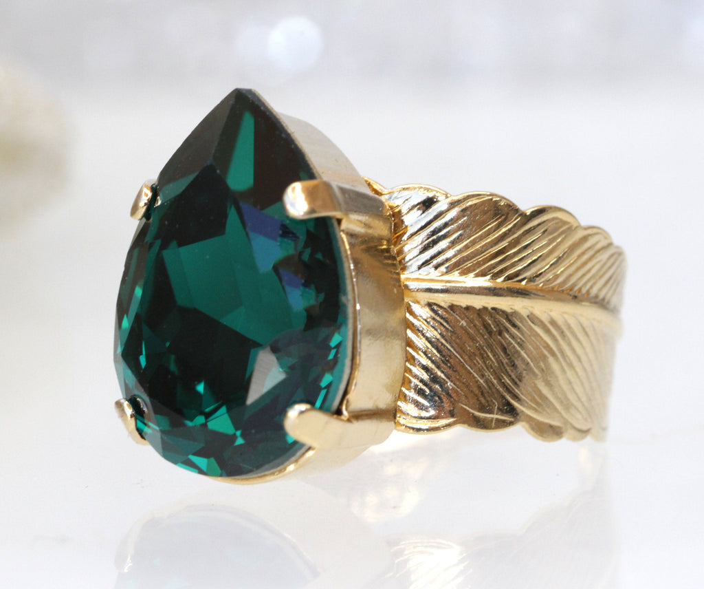 EMERALD Rebeka RING, Emerald Teardrop Ring, Dark Green Gold Plated Feather Ring, Pear Shaped Ring, Woman&#39;s Ring, Birthstone Mother&#39;s Ring