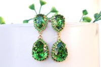 FERN GREEN EARRINGS, Wedding Chandelier Dangle Earrings, kelly Green Rebeka Earrings, Bright Green Bride Earrings, Bridal Emerald Earring