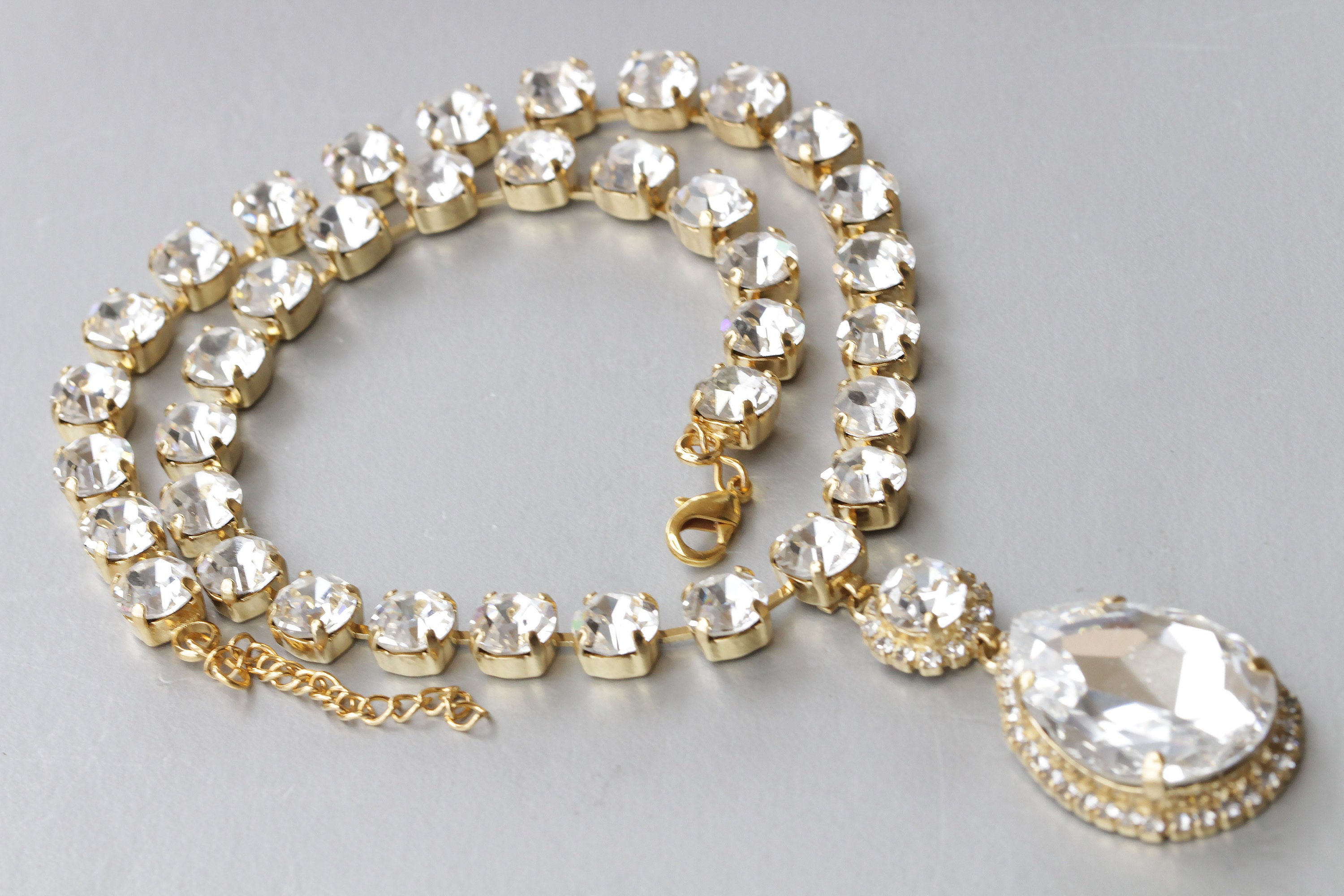 Collier Zara Statement à Cristaux Rhinestone - Motif Floral, Couleur Dorée, Neuf Sans Emballage