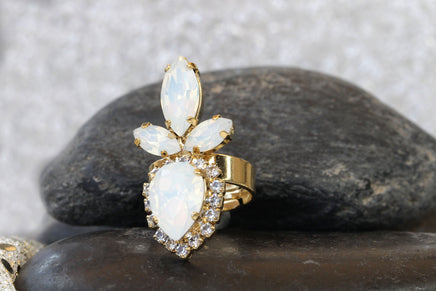 WHITE OPAL Rebeka Ring, Large Ring, Statement Bridal Ring, Bridesmaid Ring, Adjustable Ring, White And Clear Ring, White Cocktail Ring