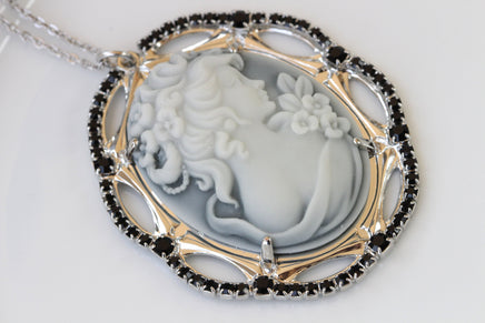 Cameo Necklace, Gray Cameo Pendant, Toggle Cameo Necklace, lucite cameo Necklace, Antique Style, Rebeka Cameo Necklace, Vintage Statement