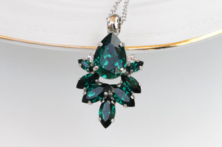 EMERALD NECKLACE, Bridal Rebeka Cluster Necklace, Dark Green Necklace, Elegant Bridesmaid Jewelry,Emerald Wedding Necklace,Silver Emerald