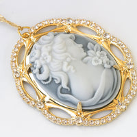 Cameo Necklace, Gray Cameo Pendant, Toggle Cameo Necklace, lucite cameo Necklace, Antique Style, Rebeka Cameo Necklace, Vintage Statement