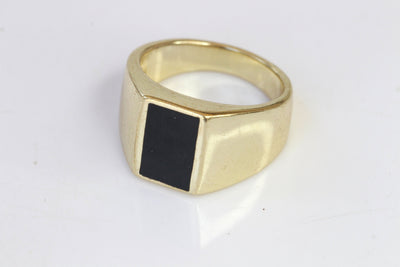 BLACK ONYX RING, Signet Black Gold Ring, 14k Goldfilled Ring, Women signet ring, Rings for Man, Men's Gold Ring, Flat Stone Ring,Chunky Ring