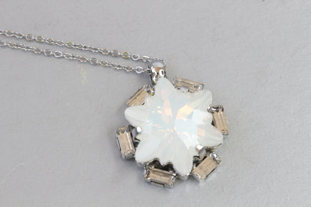 OPAL STAR NECKLACE, White Opal Rebeka Necklace, Bridal White Jewelry, Bridal Star Necklace, Moon Star Necklace,White Milk Silver Necklace