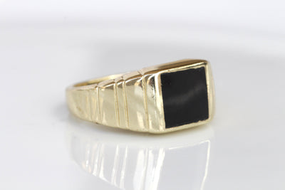 BLACK ONYX RING, Signet Black Gold Ring,  Men's Jewelry, Rings for Man,Men's Gold Ring, Flat Stone Ring,Unique Gold Black Stone Ring Husband