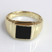 BLACK ONYX RING, Signet Black Gold Ring,  Men&#39;s Jewelry, Rings for Man,Men&#39;s Gold Ring, Flat Stone Ring,Unique Gold Black Stone Ring Husband