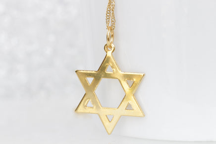 Star of David Necklace, Gold Plated Pendant, Passover Gift, Classic Necklace, Jewish Jewelry, Tradition Necklace, Gold Plated Magen David