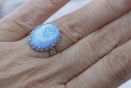 BLUE OPAL RING, Silver Sterling Woman Fire Opal Ring, Gemstone ring, October Birthstone, Opal 925 Ring, Oval Opal Ring, Opal Big Dainty Ring