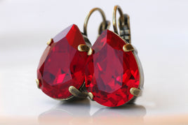 RED DROP earrings, Bridesmaid Dark Red Siam Earrings, Vintage Brass Earrings, Teardrop Earring, Rebeka Wedding Jewelry, Bordeaux Earrings