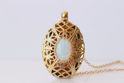 Opal Locket Necklace, Opal Gold Statement Necklace,Keepsake, Oval Locket,Gift For Her, Fire Opal Necklace, Photo Locket Filigree Necklace,