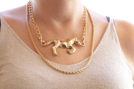 HORSE NECKLACE, Chunky Gold Horse Necklace, Layers Large Necklace, Vintage Style Horse Necklace,Animal Big Pendant,Statement Gold Rope Chain