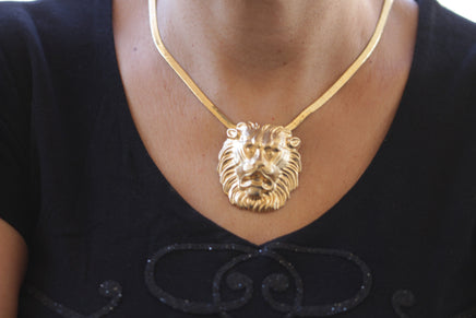 LION Necklace, Lion Women Necklace,Lion Chunky Choker, Vintage Style Lions Necklace, Gold Trendy Statement, Large Lion Pendant, Gift For her