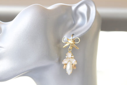 IVORY PEARL EARRINGS, Drop Gold Champagne Wedding, Bow Dangle Earrings, Gold Long Earrings, Estate Brides Earrings, Ivory Nude Earrings Gift