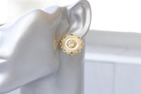 Clip on earrings,Non pierced flower earrings, Clip on wedding earrings, Bridal earrings, Gold clip earrings, Vintage large clip on earrings