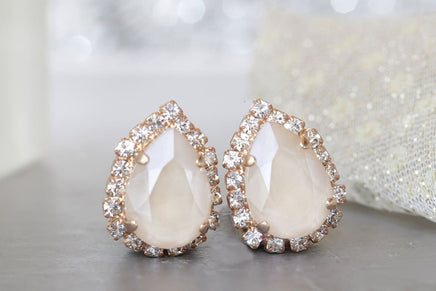 Ivory Cream Earrings