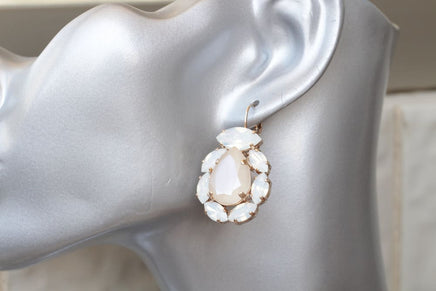 Ivory Cream Earrings