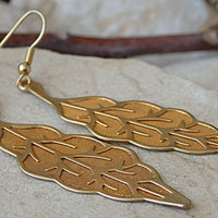 Leaf Gold Earrings. Every Day Jewelry. Simple Dangle Earrings For Bride. Wedding Classic Earrings. Bridesmaid Gift. Gold Ear Weights