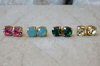 Minimalist Stud Earrings. Stone 4 Prong Earrings