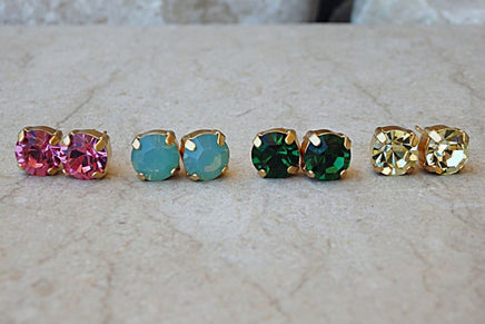 Minimalist Stud Earrings. Stone 4 Prong Earrings