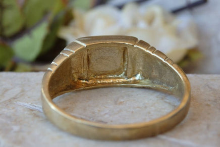 Patterned Ring. Gold Signet Ring. Seal Ring. Elegant Ring. 14K Gold Ring. Texture Ring. Metalwork Jewelry