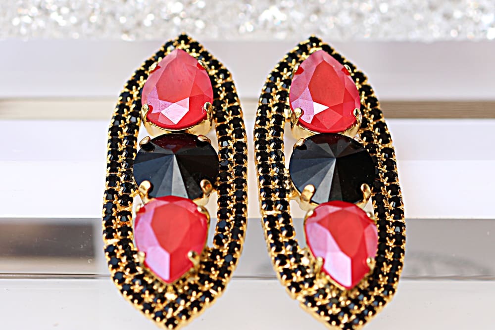 Red black outlet earrings