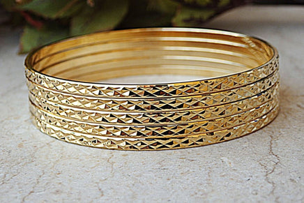 Stacking Bangle. Hammered Bracelet. Stacking Bracelets. Gold Stacking Bangle. Slim Bracelet. Thin Bangles. Bangles Bracelet. Set Of Bangles