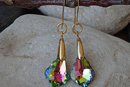 Teardrop Green Earrings. Multi Color Fucshia Green Dangle Earrings. Gold Green Earrings. Briolette Earrings. Teardrop Bridal Earrings.