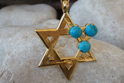 Turquoise Gold Star Of David Necklace. Jewish Star Jewelry. Statement Magen David Charms. Symbolic Jewish Jewelry. Jewish Ideas Gift.