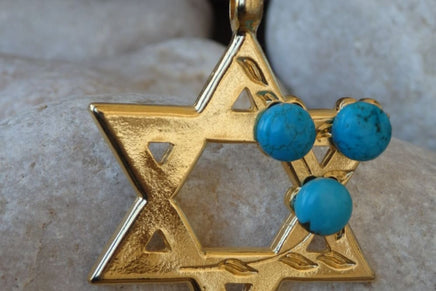 Turquoise Gold Star Of David Necklace. Jewish Star Jewelry. Statement Magen David Charms. Symbolic Jewish Jewelry. Jewish Ideas Gift.