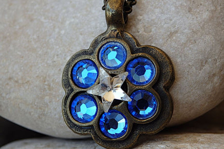Vintage Style Necklace. Clear Star Necklace. Blue Royal Rebeka Necklace. Blue Sapphire Crystal Necklace. Antique Style Flower Necklace.