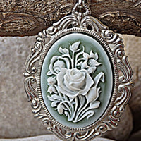 Vintage Style Necklace. Oval Silver Pendant With White Flowers Pendant. Vintage Style Pendant. Ceramic Pendant Necklace. Ornaments Necklace