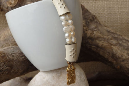 Wedding Fresh Water Of Beaded Pearl Bracelet. White Enamel Bracelet. Bridal Dainty Pearl Bracelet.natural Bracelet. Bride Vintage Jewelry